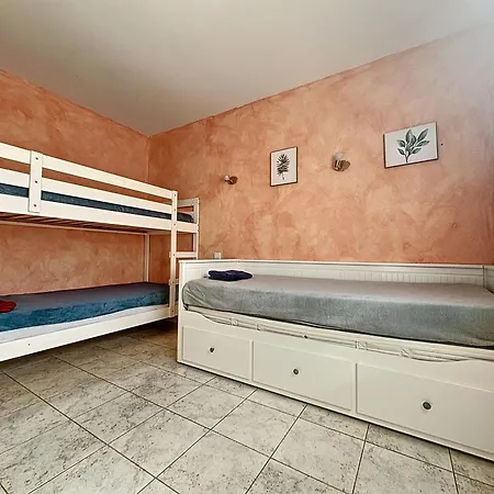 De Charme Avec Piscine Villa *